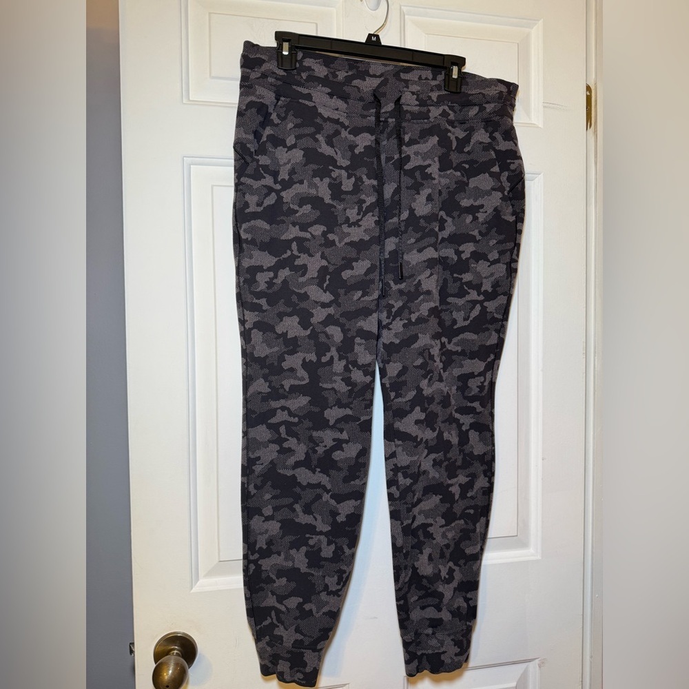 Lululemon Jogger Camo Crop Pants Sz 14 Ready To Rulu Lunar Blk / Gray Stretch